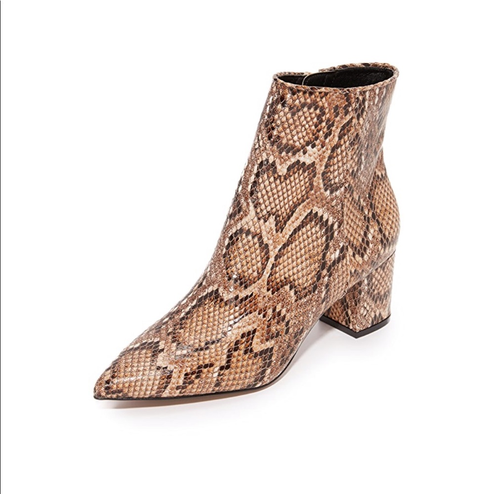 NWOT Steven Bollie Booties